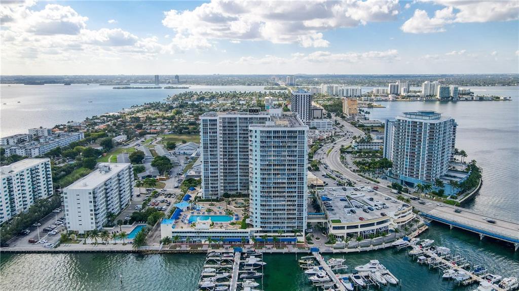 7601 E Treasure Dr Unit: PH123