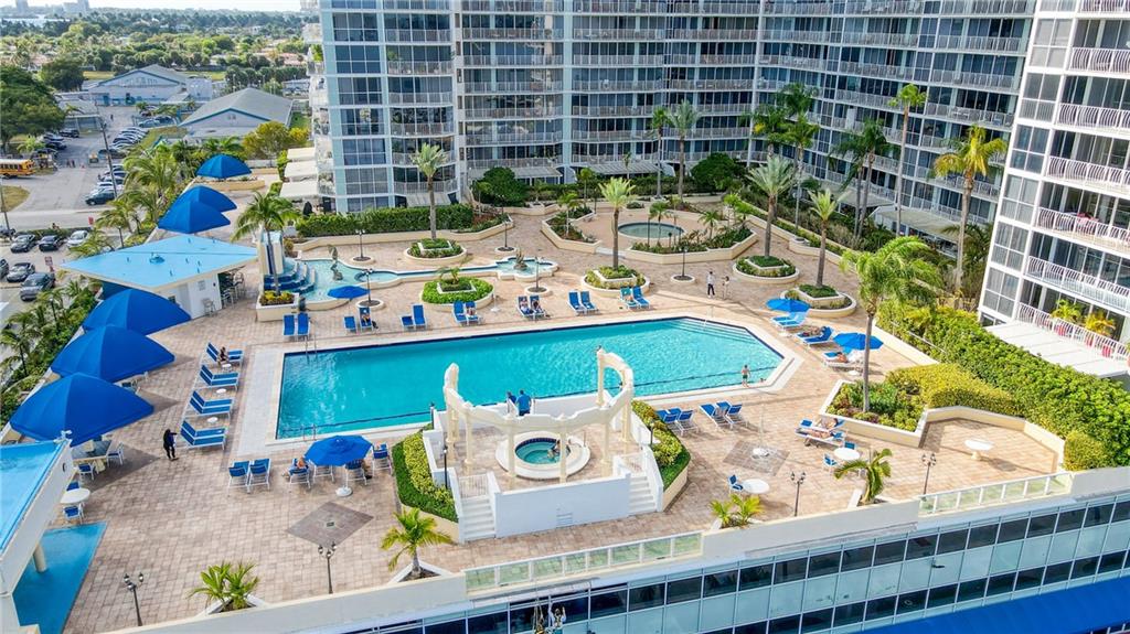7601 E Treasure Dr Unit: PH123