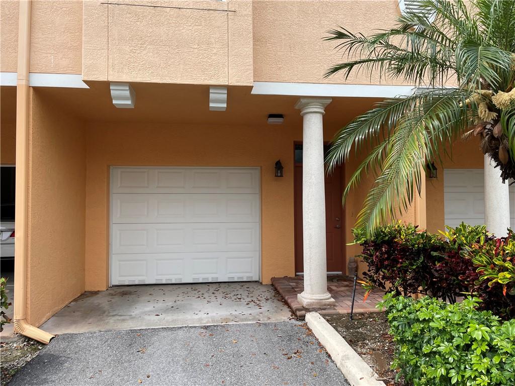 2012 Alta Meadows Ln Unit: 112