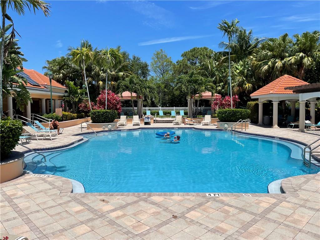 2012 Alta Meadows Ln Unit: 112