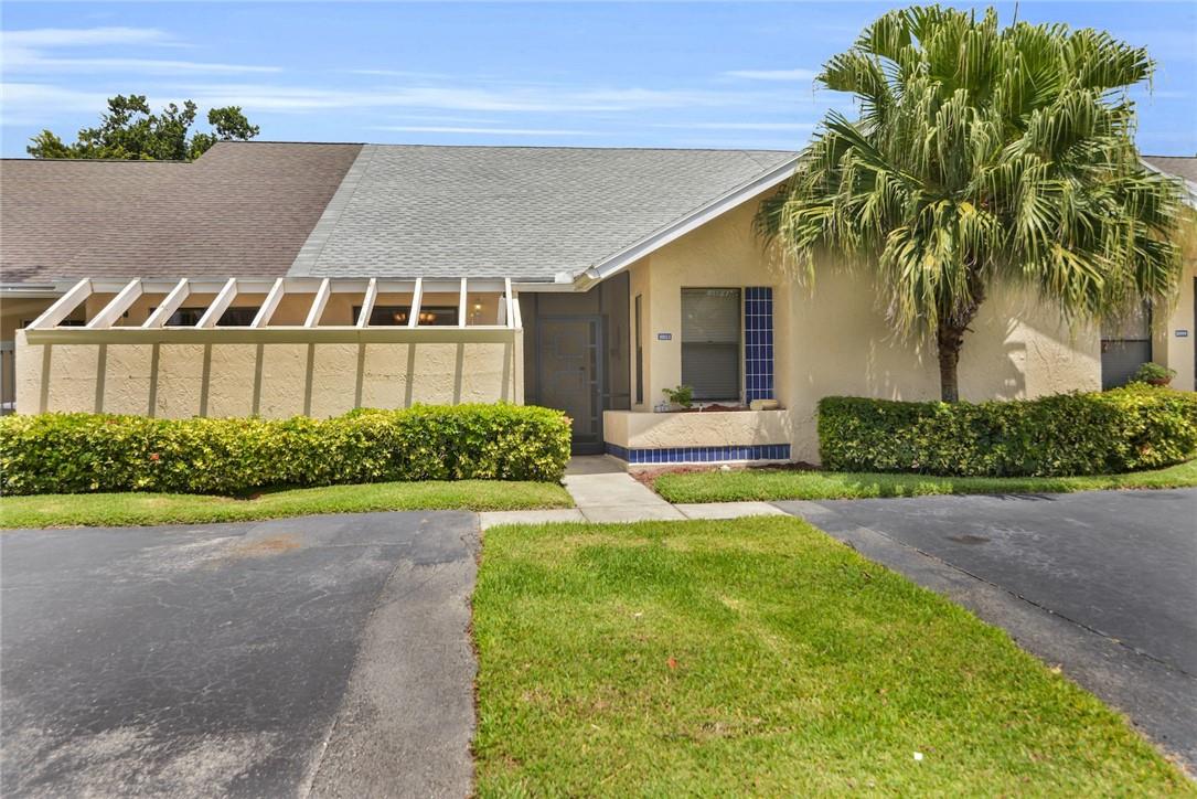 11003 Water Oak Manor