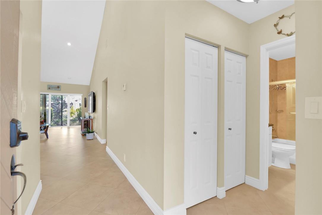 11003 Water Oak Manor