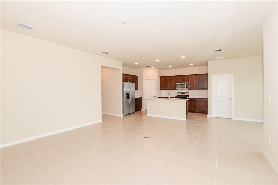 12385 SW Myrtle Oak Dr