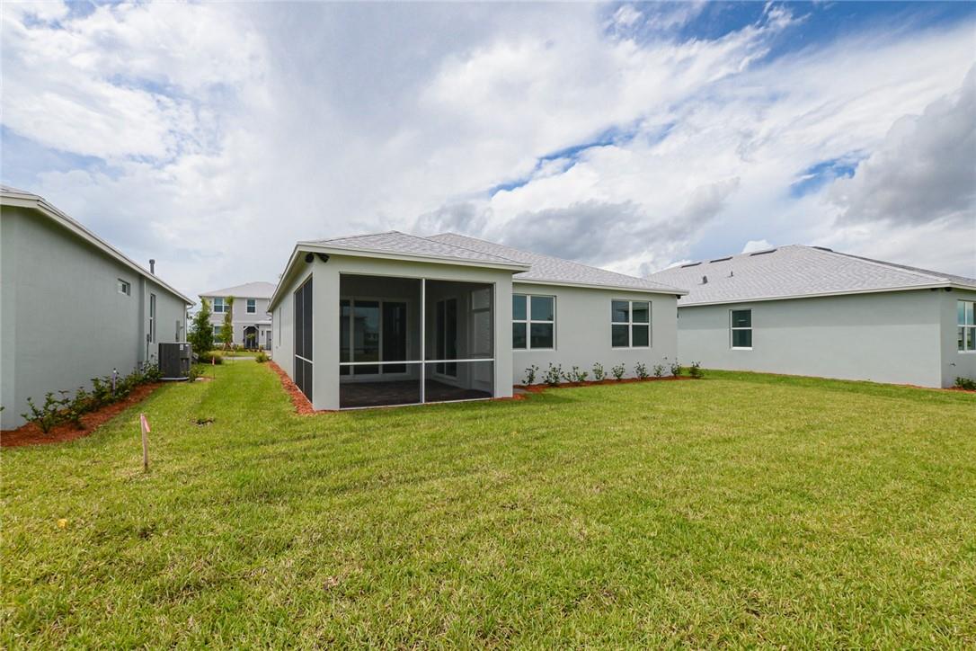 12385 SW Myrtle Oak Dr