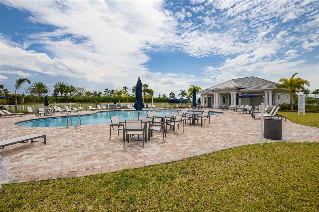 12385 SW Myrtle Oak Dr