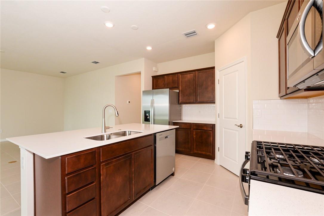 12385 SW Myrtle Oak Dr