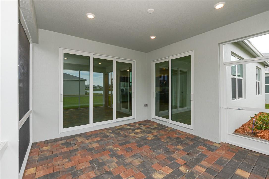 12385 SW Myrtle Oak Dr