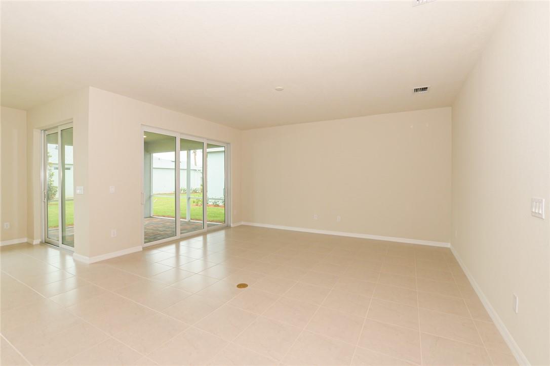 12385 SW Myrtle Oak Dr