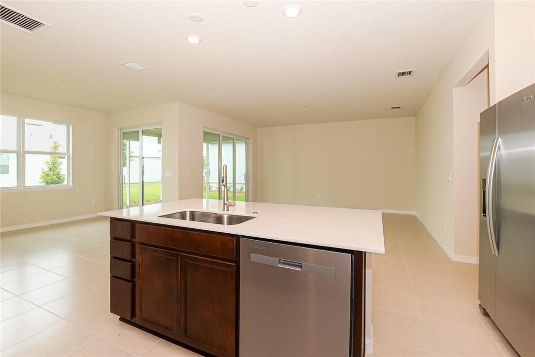 12385 SW Myrtle Oak Dr