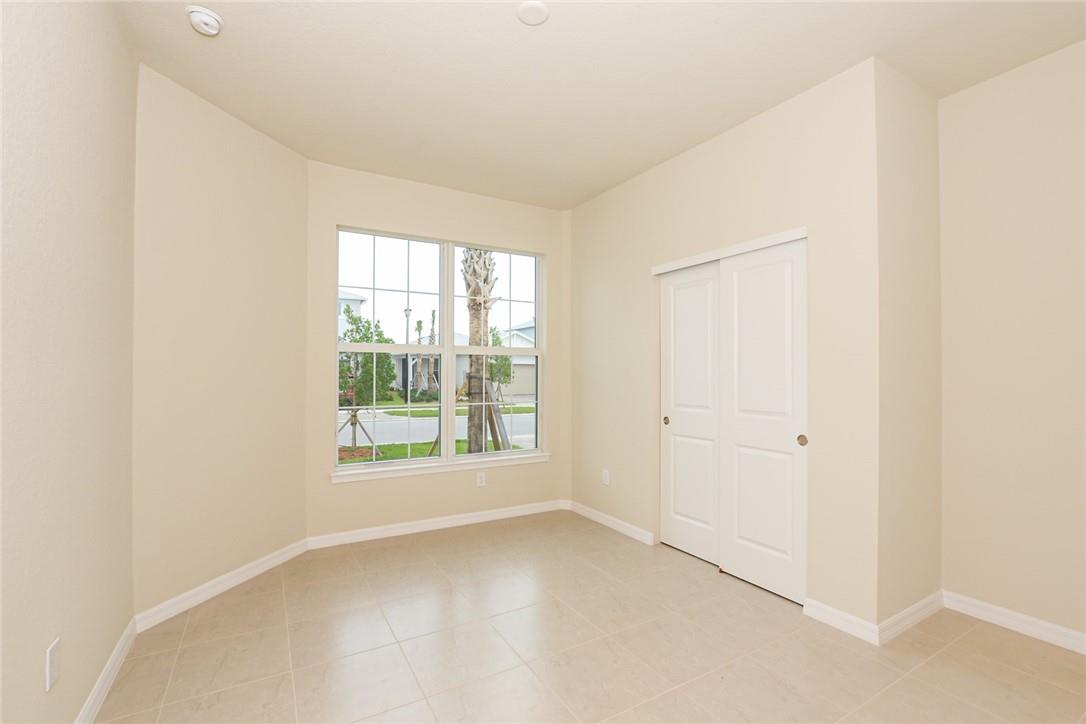 12385 SW Myrtle Oak Dr