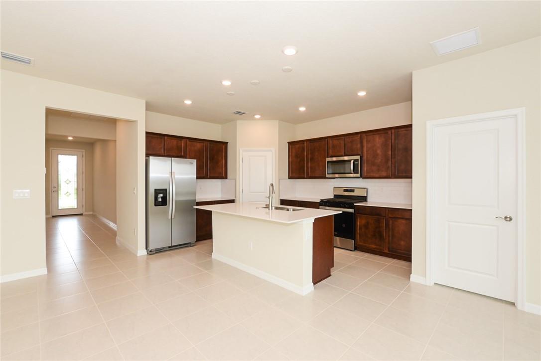 12385 SW Myrtle Oak Dr