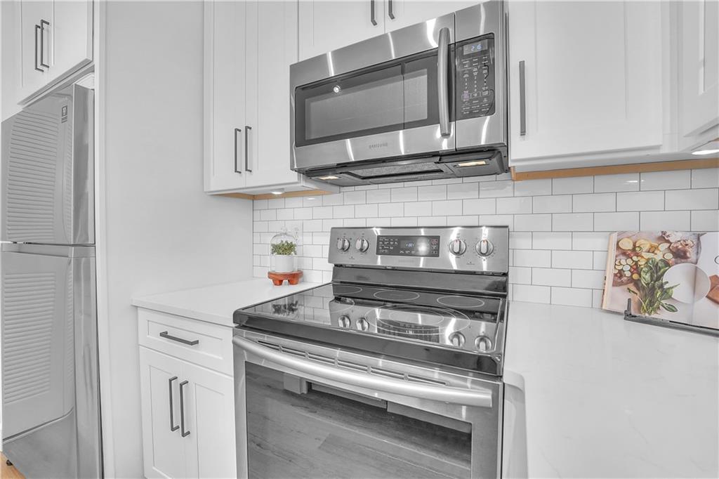 22277 Whistling Pines Ln Unit: 22277