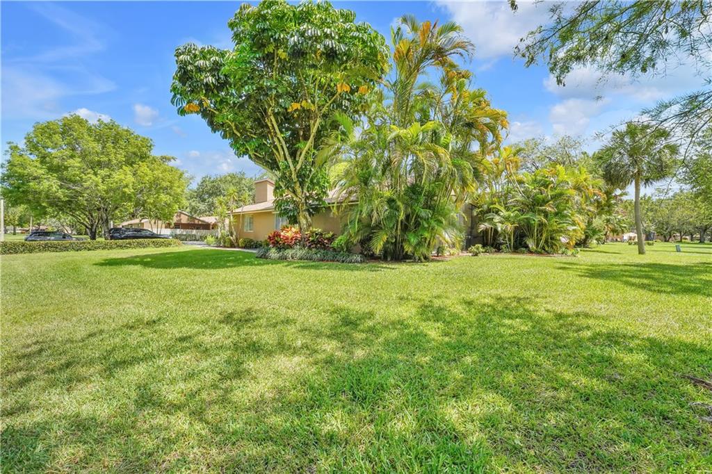 22277 Whistling Pines Ln Unit: 22277