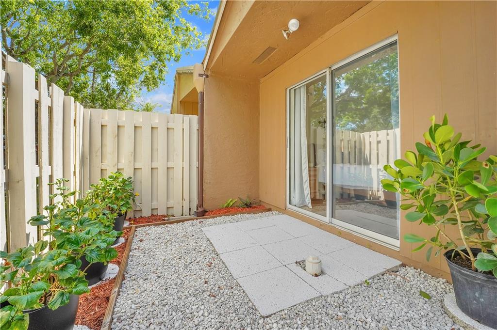 22277 Whistling Pines Ln Unit: 22277