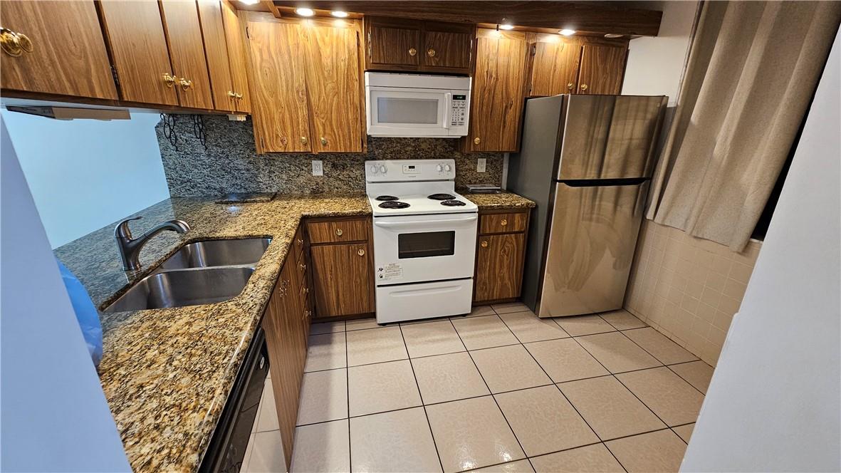 3650 Whitehall Dr Unit: 101