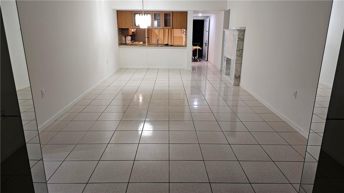 3650 Whitehall Dr Unit: 101