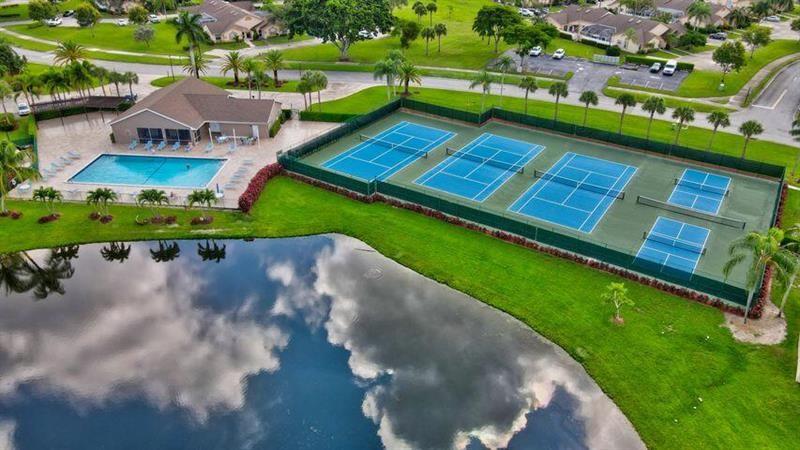 9879 Boca Gardens Trl Unit: B