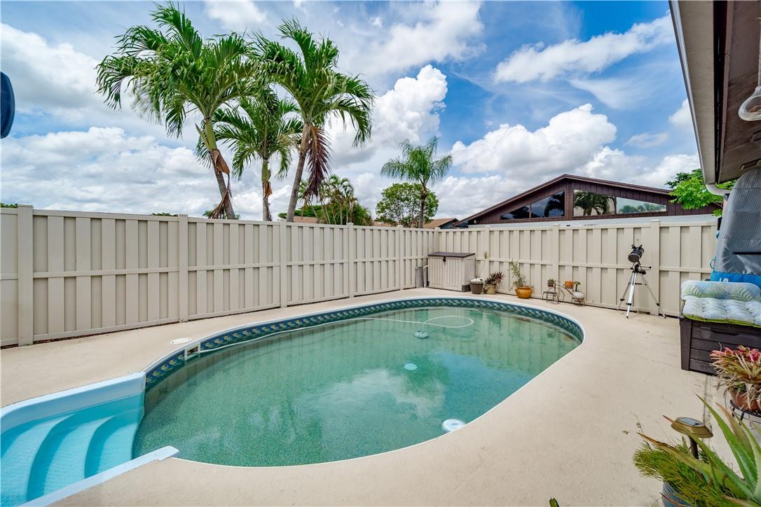 9879 Boca Gardens Trl Unit: B