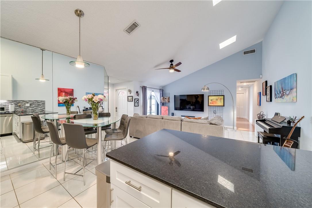 9879 Boca Gardens Trl Unit: B