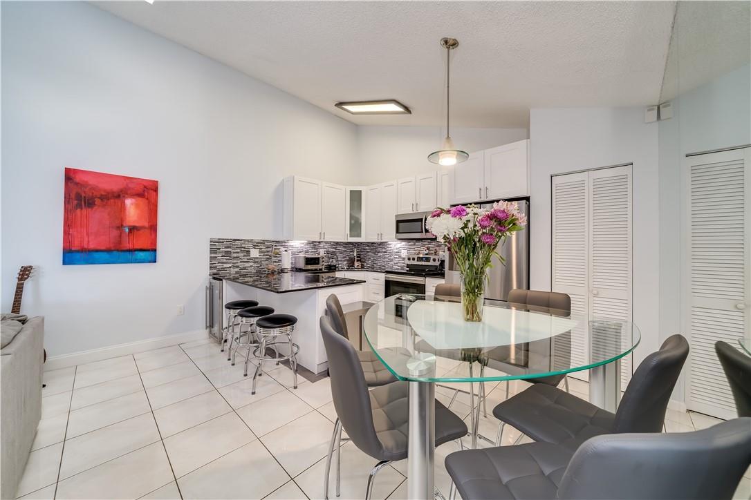 9879 Boca Gardens Trl Unit: B