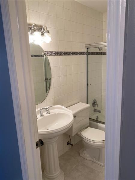 510 SW 15th St Unit: 205
