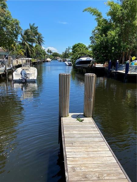 510 SW 15th St Unit: 205