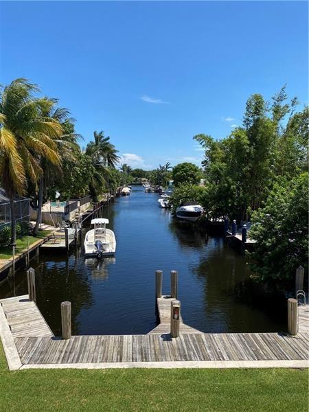 510 SW 15th St Unit: 205