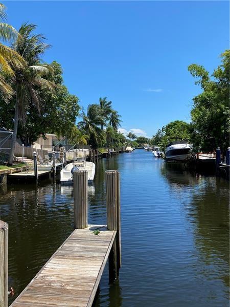 510 SW 15th St Unit: 205