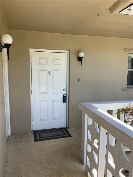 510 SW 15th St Unit: 205