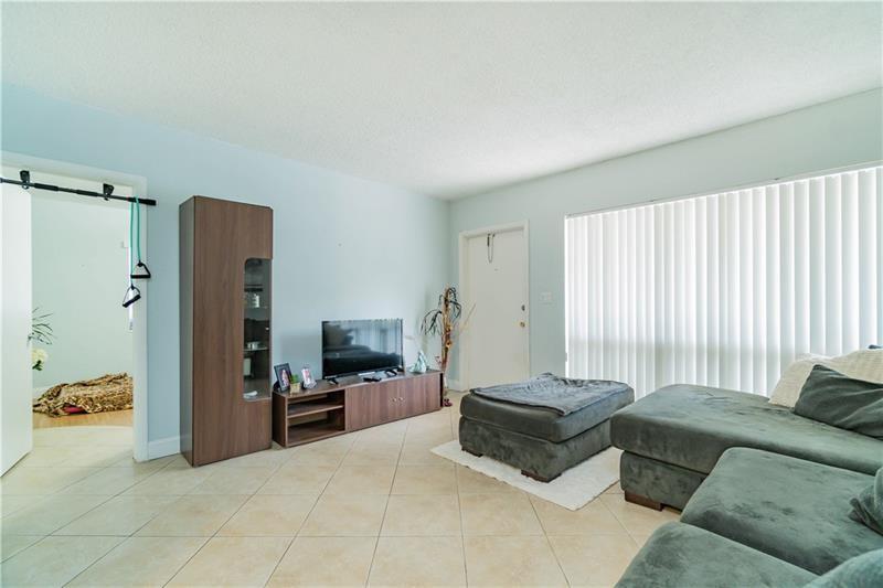 2616 NE 30th Pl Unit: 101A