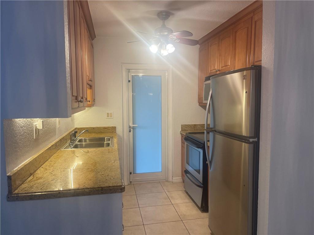 2020 NE 56th St Unit: 108