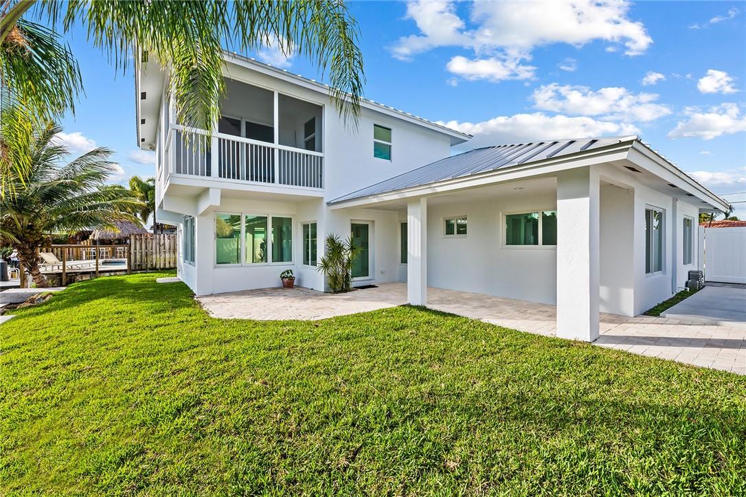 120 SE 12th Ct