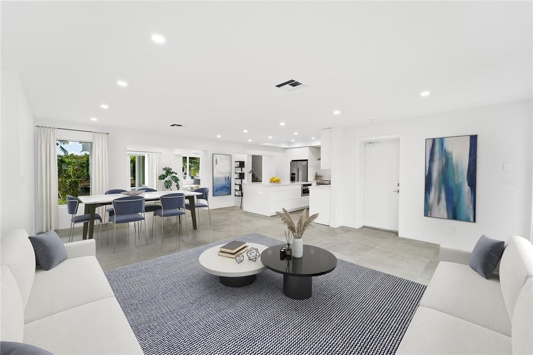 120 SE 12th Ct