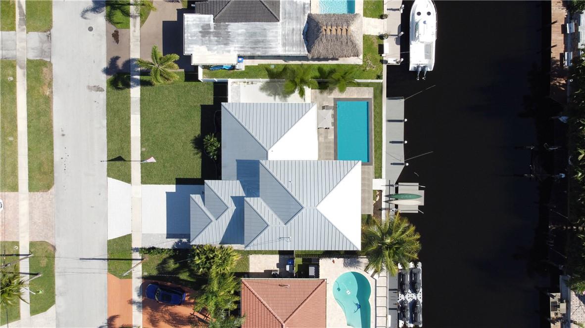 120 SE 12th Ct