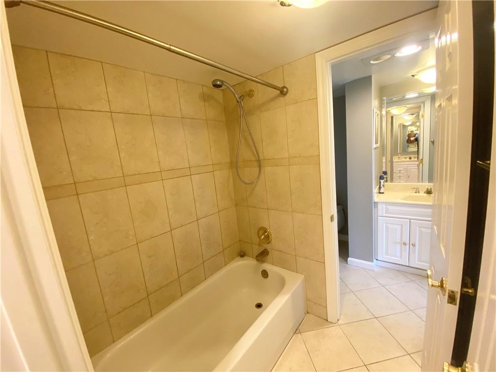 1 Las Olas Circle Unit: 507