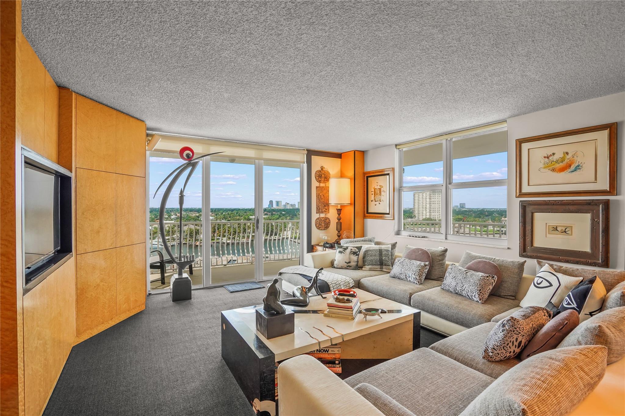 1 Las Olas Circle Unit: 902