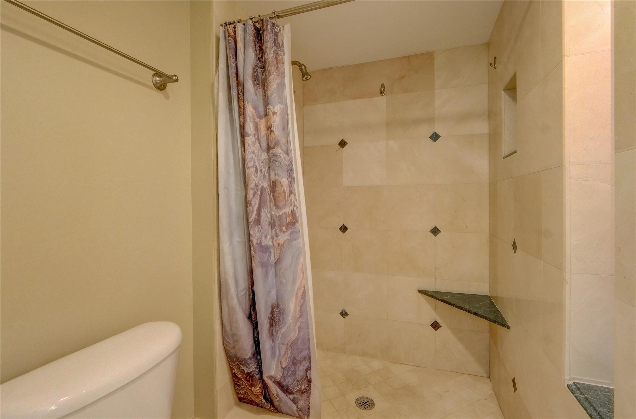 1 Las Olas Circle Unit: 1010