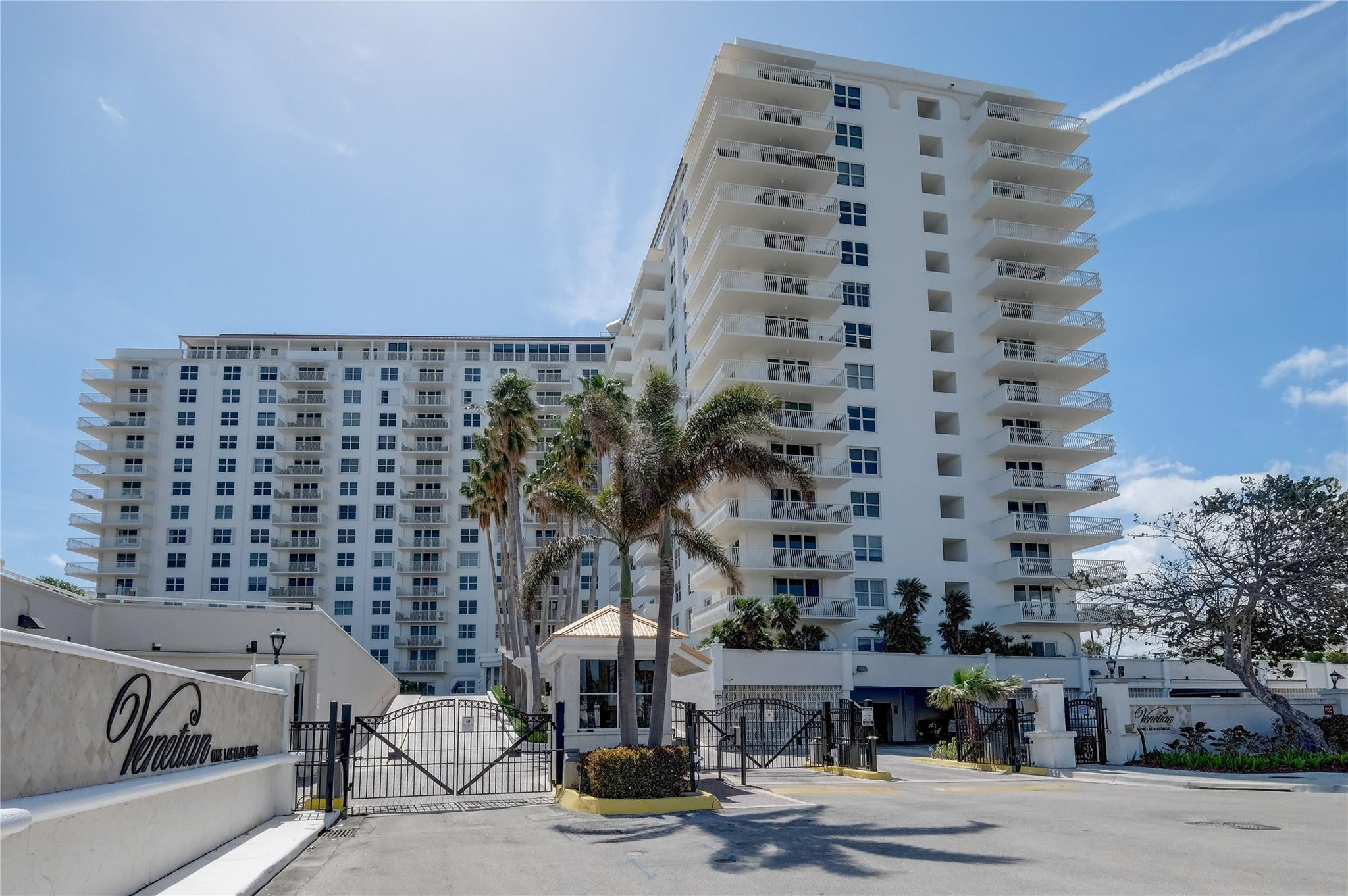 1 Las Olas Circle Unit: 1010