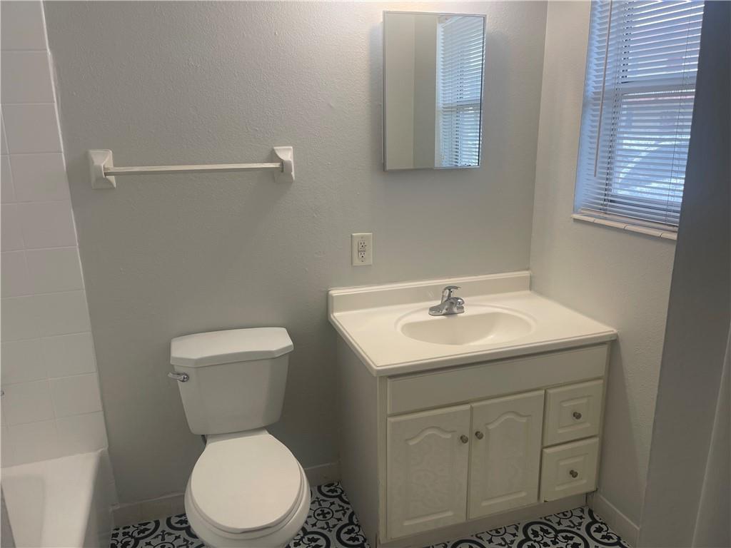850 E Commercial Blvd Unit: 138E