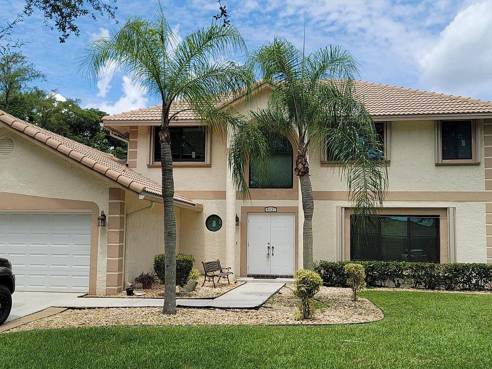 4931 NW 49th Ave