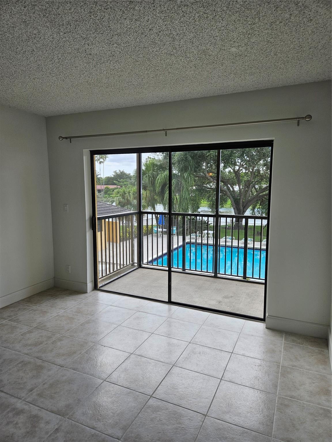 11453 NW 39th Ct Unit: 211