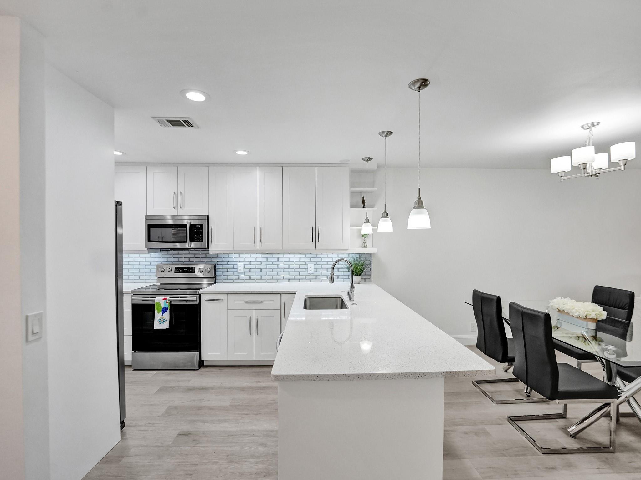 21364 Cypress Hammock Dr Unit: 1J