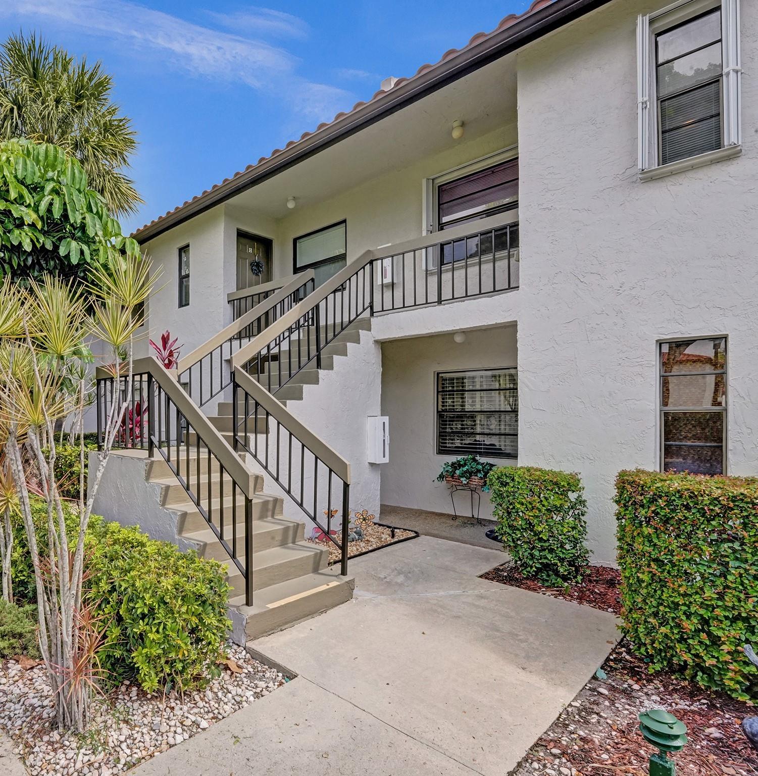 21364 Cypress Hammock Dr Unit: 1J