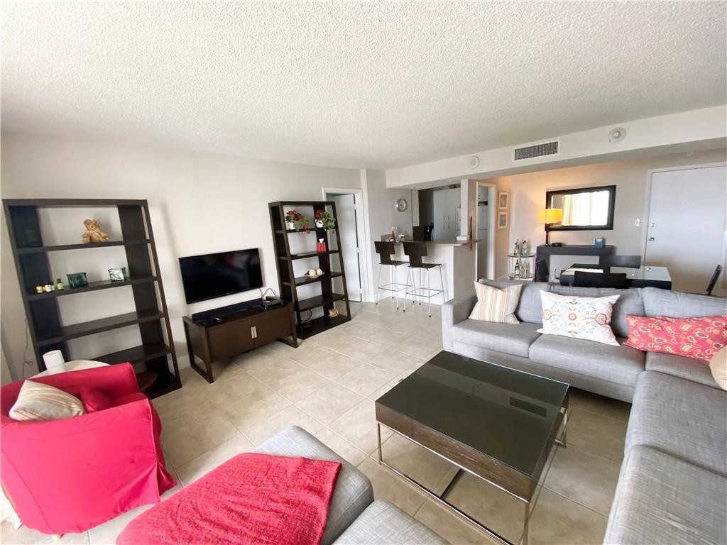 1 Las Olas Circle Unit: 1413