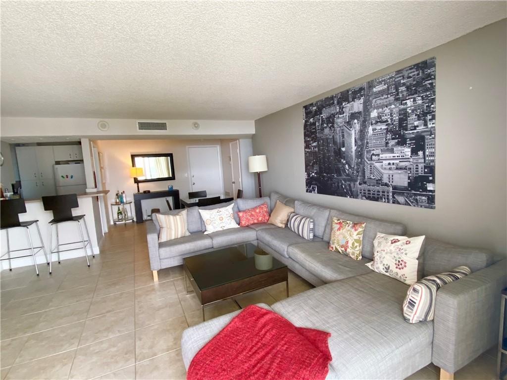 1 Las Olas Circle Unit: 1413