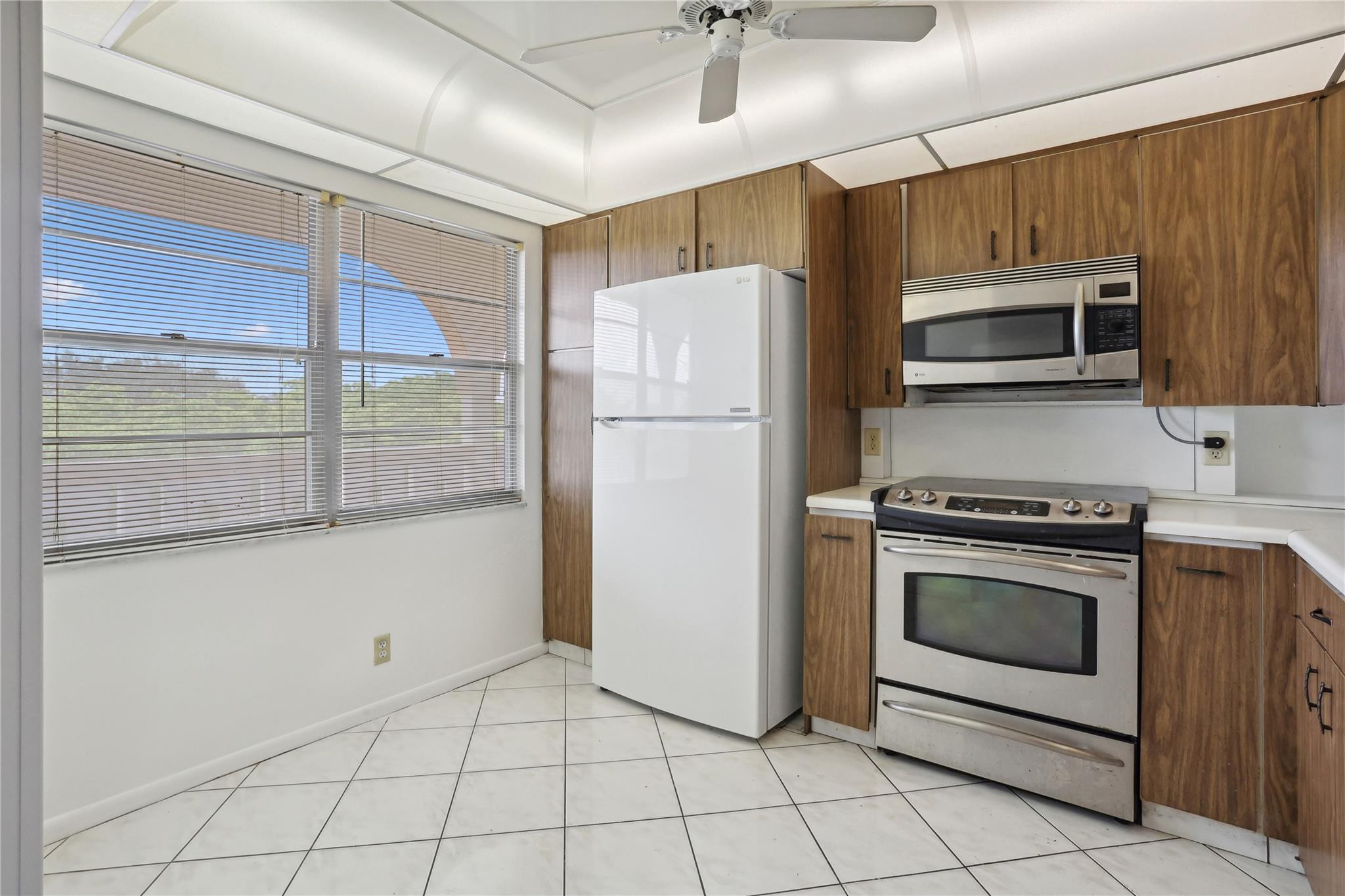 3002 Portofino Isle E4, Coconut Creek Unit: E4