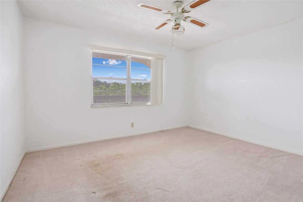 3002 Portofino Isle E4, Coconut Creek Unit: E4