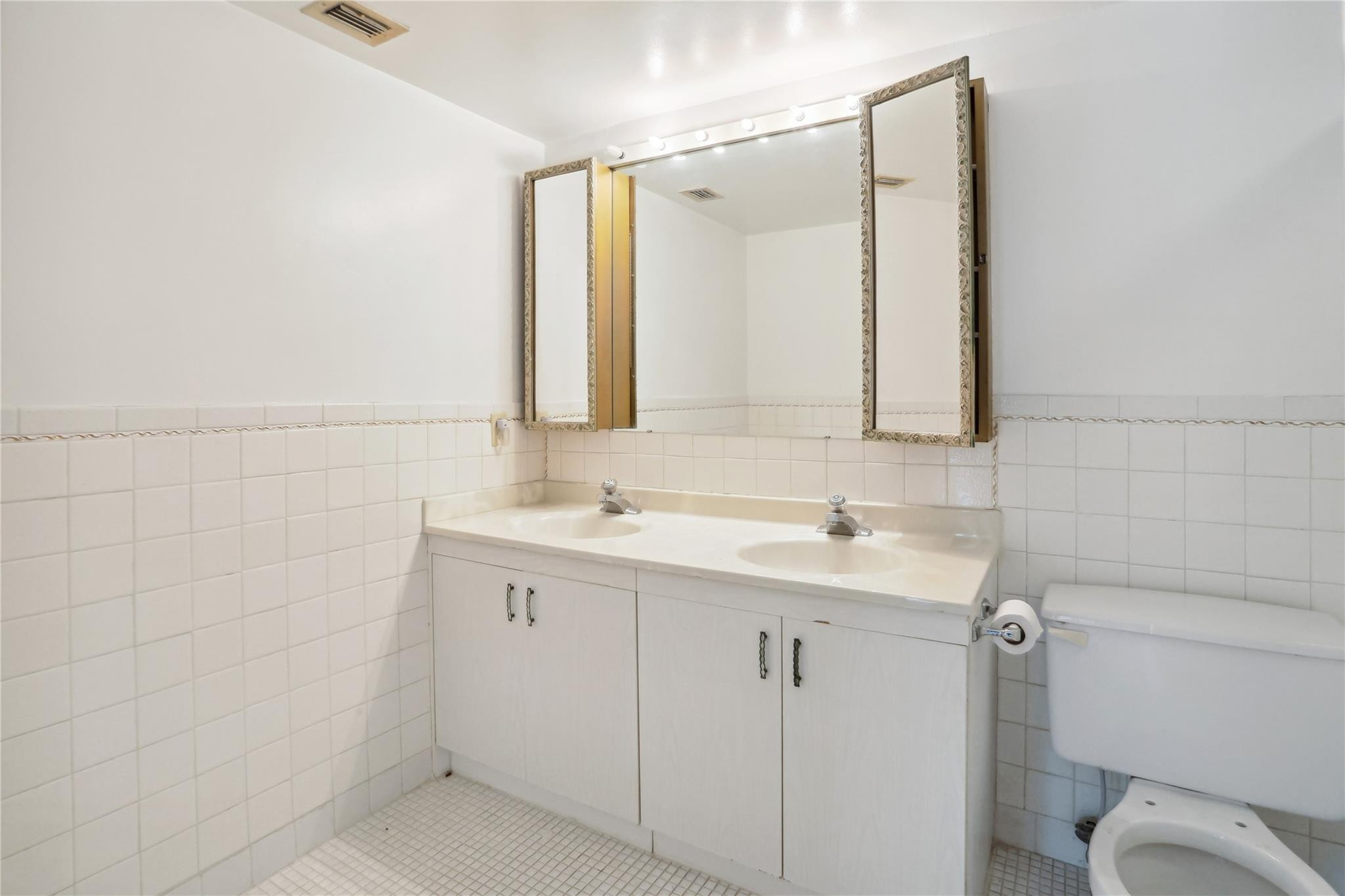 3002 Portofino Isle E4, Coconut Creek Unit: E4