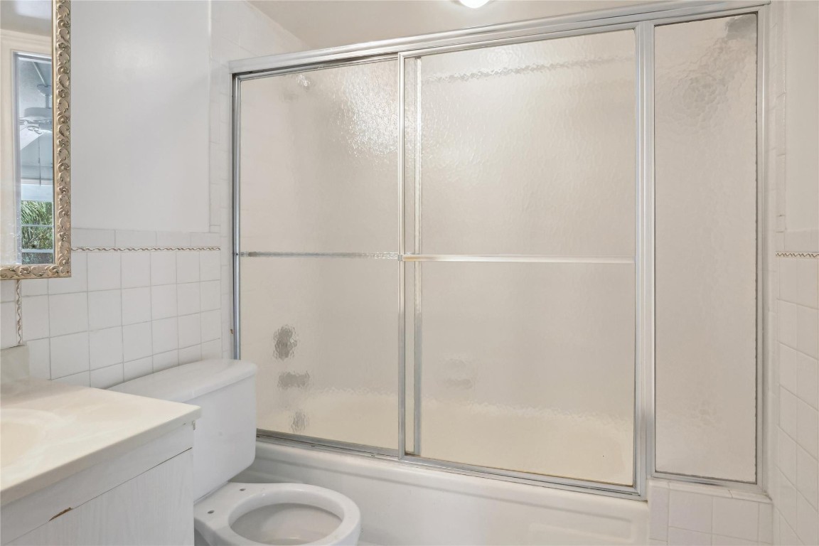 3002 Portofino Isle E4, Coconut Creek Unit: E4