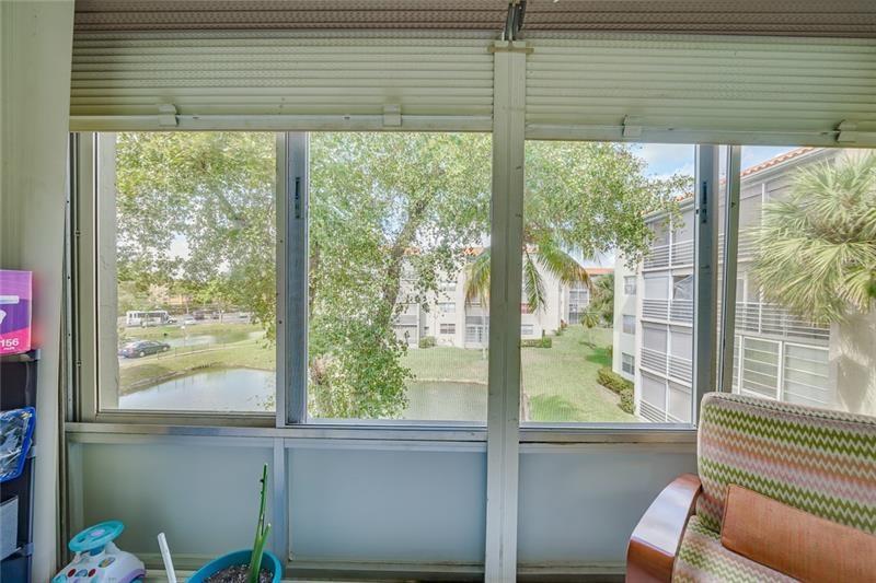 1820 N Lauderdale Ave Unit: 3301